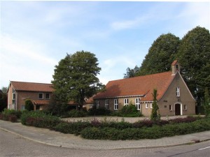 Geref vrijgem kerk met pastorie (Small)